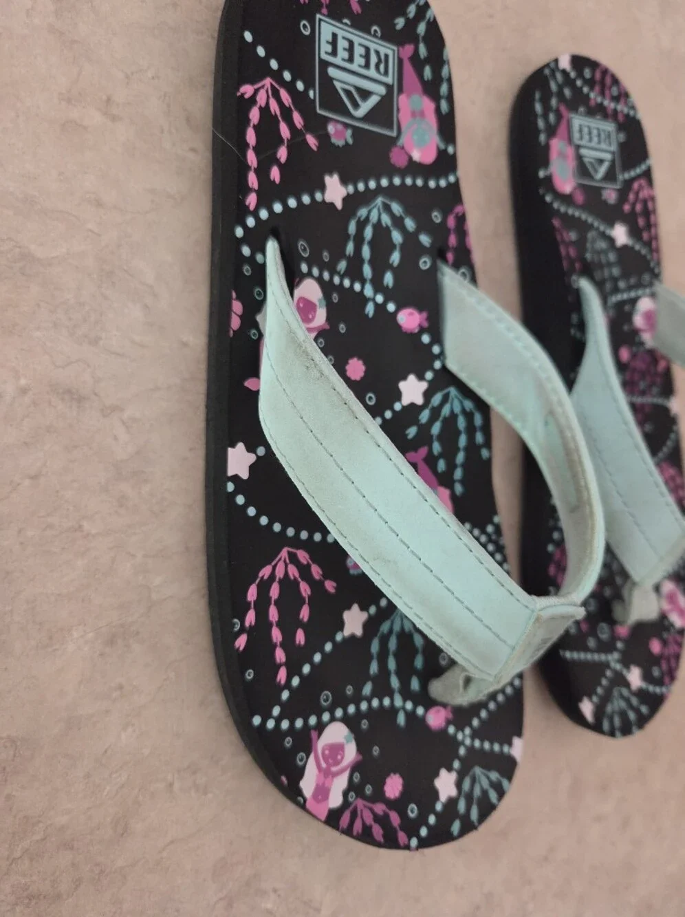 Reef Kids Mint Strap Flip Flops with Black Mermaid Print